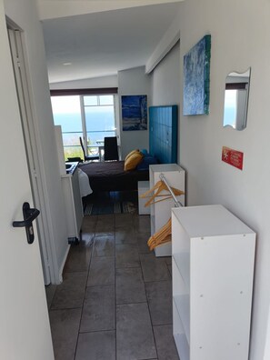 Studio - Ocean Heated Pool Jacuzzi View Gray (Santa Cruz)