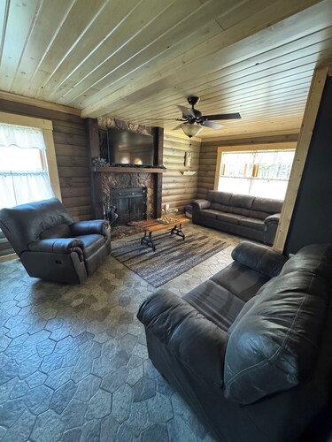 Cabin in the Shawnee National Forest