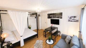 2 Schlafzimmer, Bügeleisen/Bügelbrett, WLAN, Bettwäsche