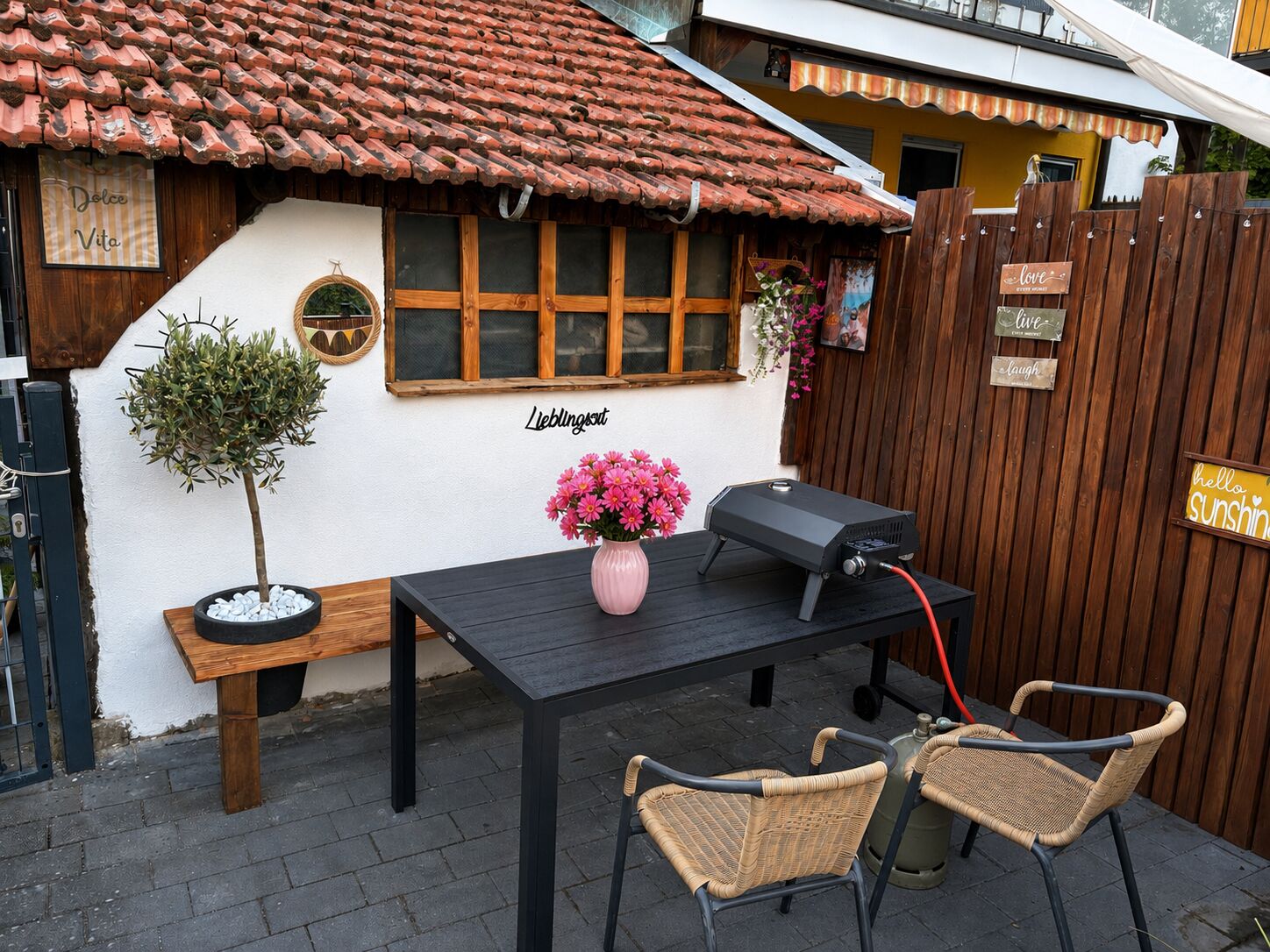 Utendørsservering