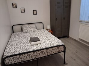 1 Schlafzimmer, WLAN, Bettwäsche