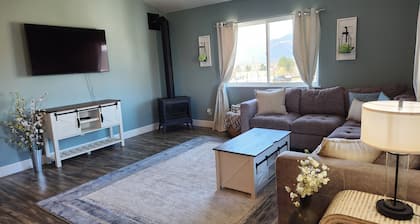 Cozy Florence Retreat – Close to the River & 20 Mins to Missoula