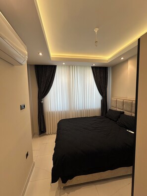 1 bedroom, iron/ironing board, WiFi, bed sheets - cozy 1 bedroom apartment by the Alanya beach (Antalya)