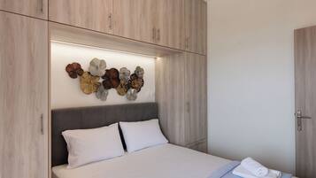 Luxury Duplex, Sea View | Blackout drapes, iron/ironing board, free WiFi