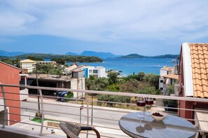 Outdoor dining - Carmen Sea View Maisonette (Lefkada)