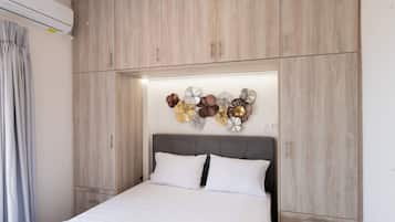Blackout curtains, iron/ironing board, free WiFi