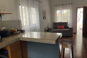 Interior - New! Oasis-On River with King bed & Double bed, Air Conditioner, Hot water (La Fortuna)