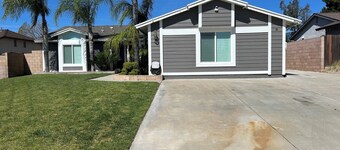  Mountain Retreat Near Mountains, Lakes , and Events. Pet Friendly 🐶