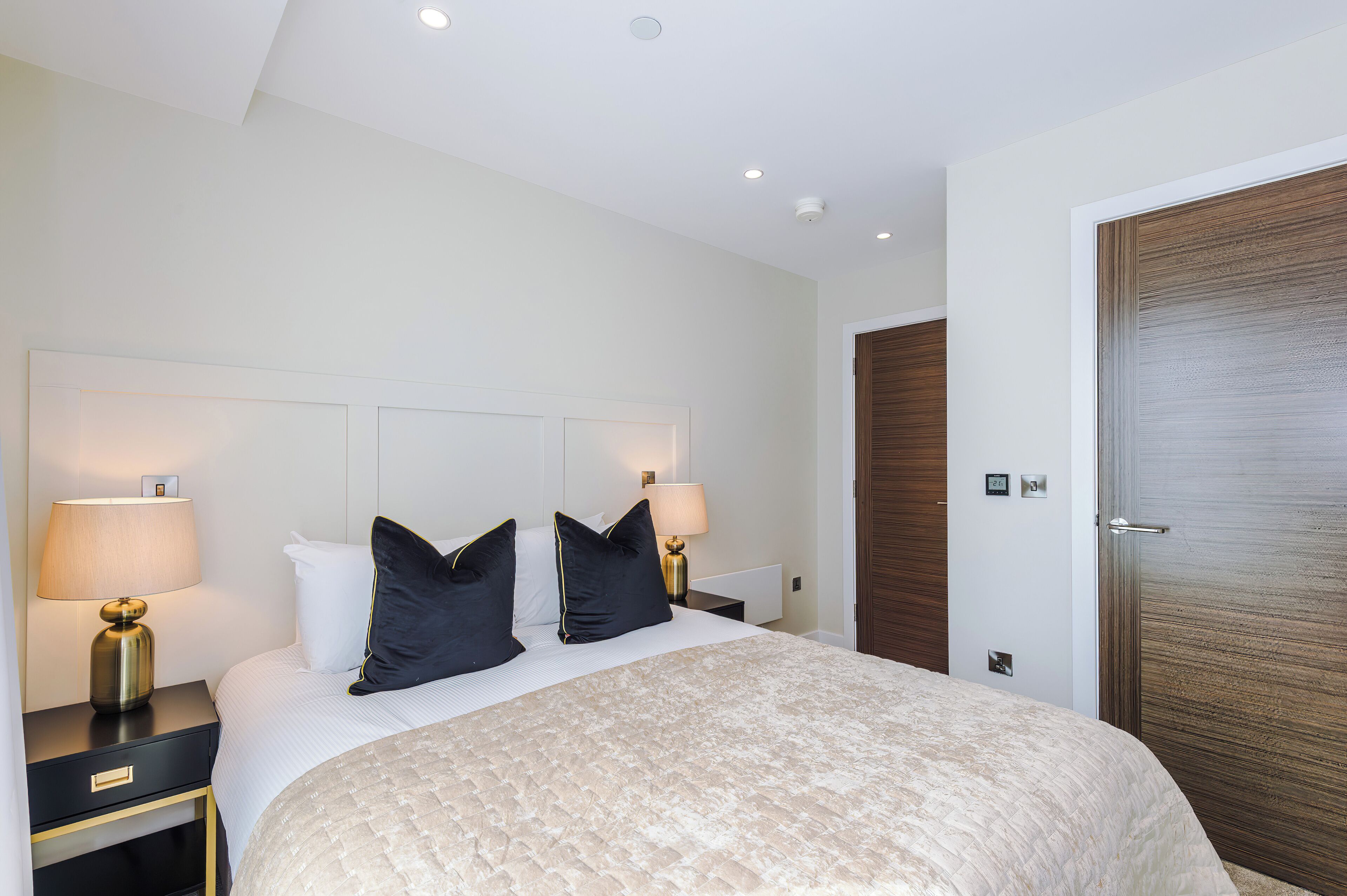 2 bedrooms, iron/ironing board, travel crib, free WiFi