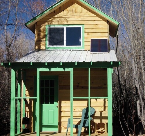 Private hideaway on the Ojo river near Ojo Caliente Spa