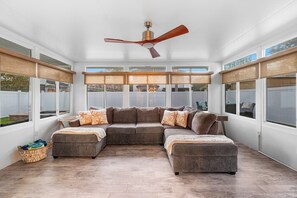 Living area - 3BR Pool & Hot Tub Retreat | Good Morning Rentals (Jacksonville Beach)