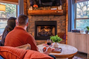 Interior - Forest cabin for two with firepit and hot tub (Broken Bow)