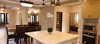 Serene 1-6-Bedroom Convertible Bungalow With AC's In Bedrooms