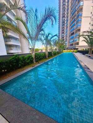 Outdoor pool - 3-min walk from the Metro | swimming pool | gym | 10 min from Expo Imigrantes (São Paulo)