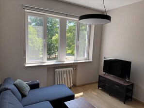 Living area - ByTheRiver 2-bedroom apartment with AC in beautiful Plovdiv (Plovdiv)