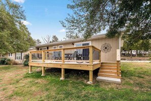 Exterior - Big Fish Cabin - Lakefront on Table Rock Lake (Galena)