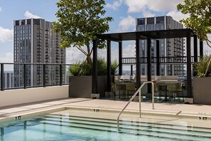 House - Miami 1BR Getaway for 4 Guests at The Crosby (Miami)