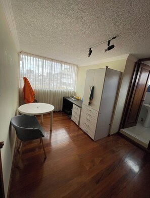 Interior - Beautiful 3-bedroom condo in pleasant Quito for your getaway (Quito)