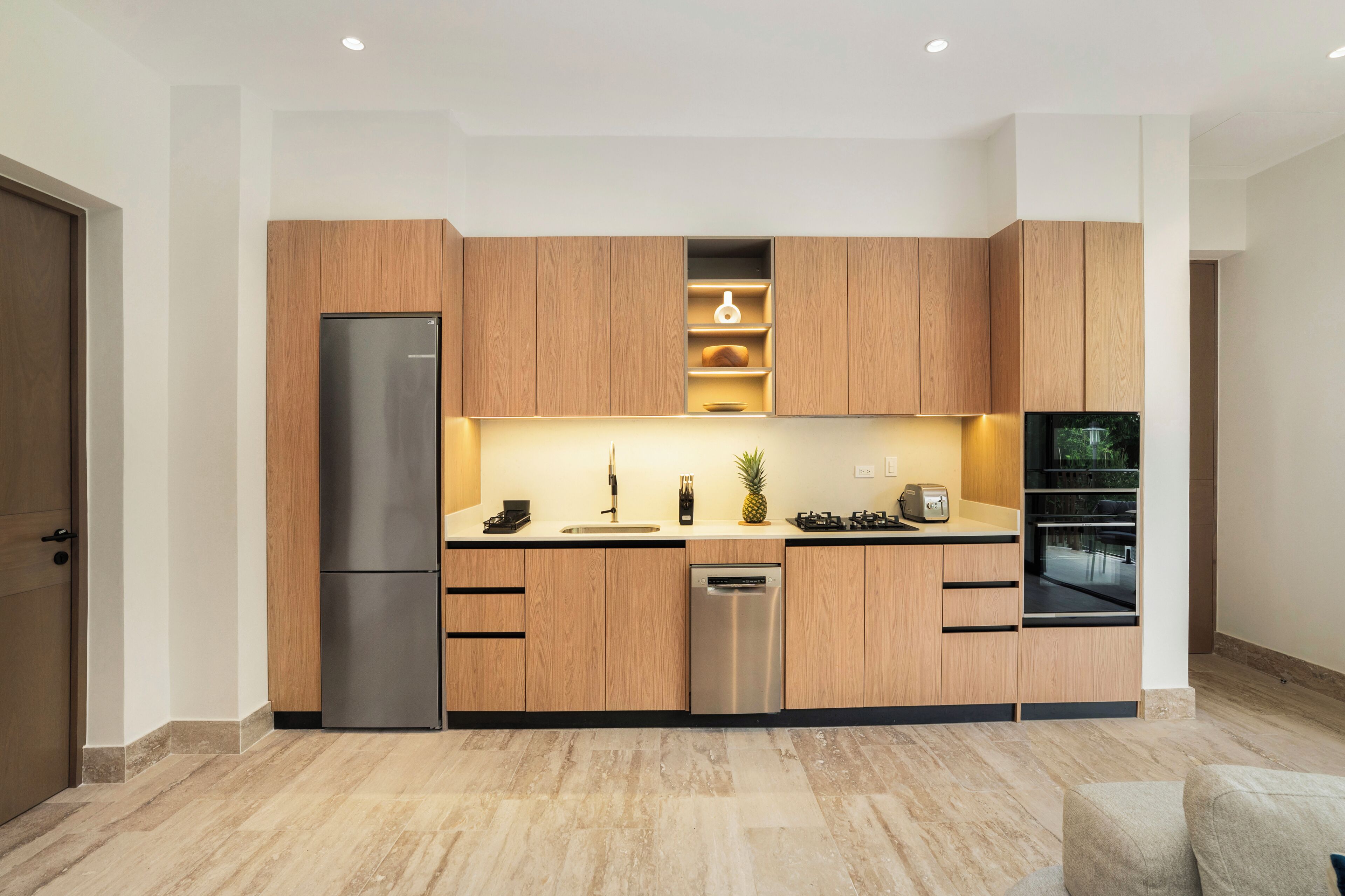 Luksus-loftsværelse - balkon - udsigt til have | Privat køkken