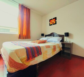 2 bedrooms, iron/ironing board, WiFi, bed sheets - Sumaq Wasi Inca Trails (Lima)