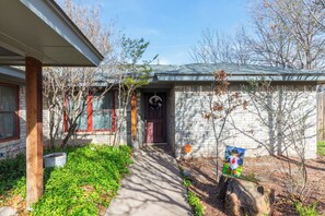 Exterior - Waffle House | Pool · Game Room · Walk to ACU (Abilene)