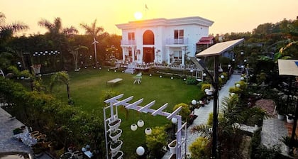Premium 5BHK Luxury Villa with Private Pool – RasKunj by Vistaflo