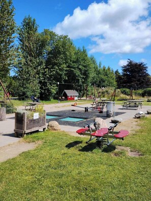 House | Bahagian luar