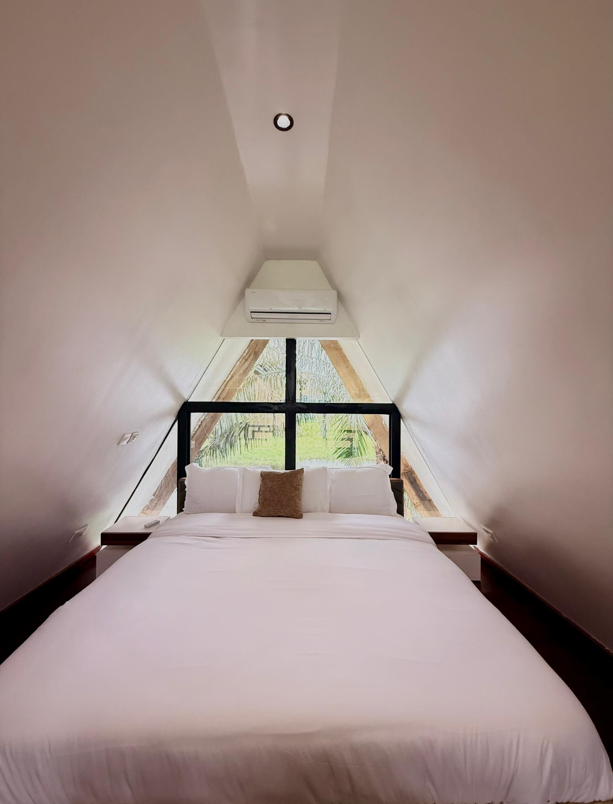 Cabaña familiar, balcón, vista a la playa | Tabla de planchar con plancha, wifi gratis y ropa de cama 