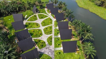 المنشأة من الخارج