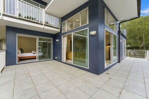 Terrace/patio - Spacious 4BR Birkenhead Retreat | 3 Living Areas (Auckland North Shore)