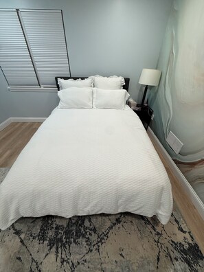 Room - Welcome in this charming one bedroom apartment located in Westwood. WorldCup2026 (Westwood)