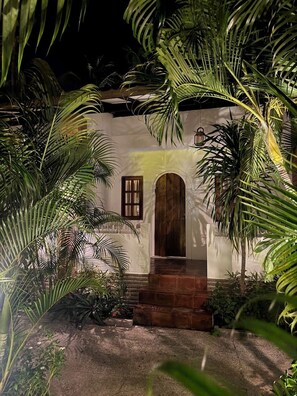 Exterior - White Coconut Resort (Gili Trawangan)