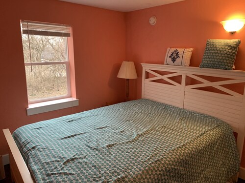 Charming 3-Bedroom Home in Delightful Lakeside – Golf Cart Included!