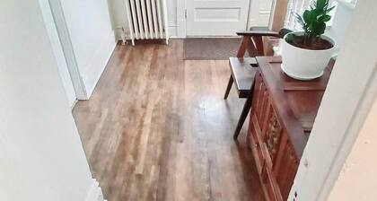 Earthvine: Cozy Zen Retreat Pets-OK Downtown-ISU