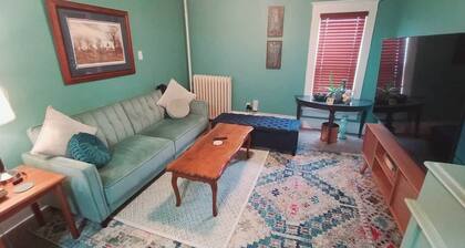 Earthvine: Cozy Zen Retreat Pets-OK Downtown-ISU
