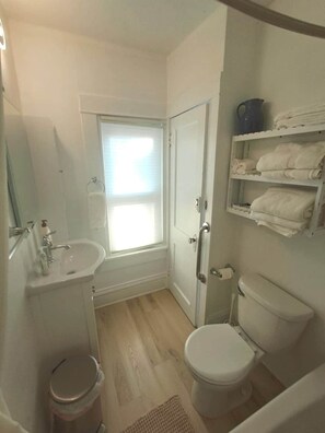 Hair dryer, towels