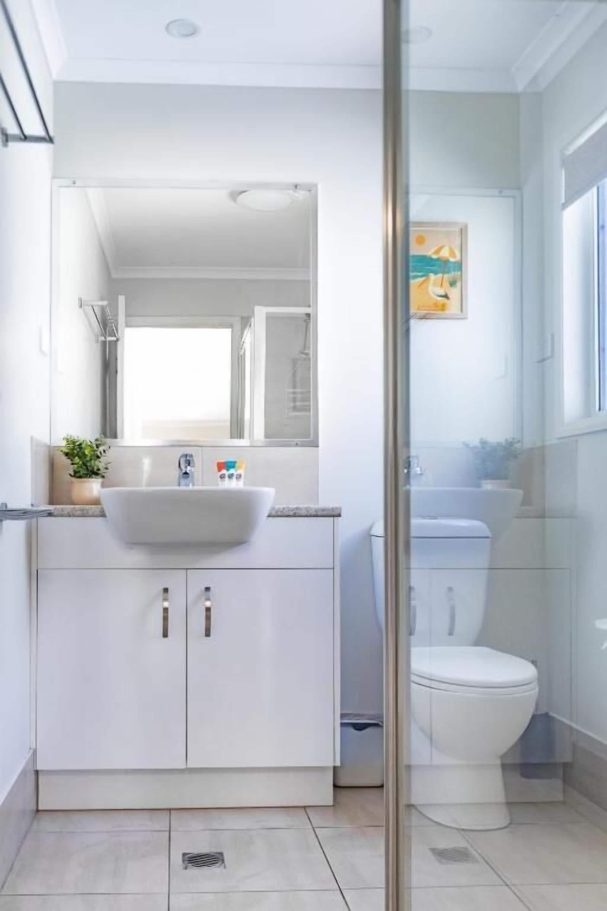 Cabana Deluxe, balcó, vistes al riu | Bany