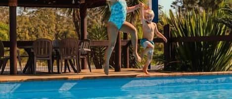 Piscine extérieure