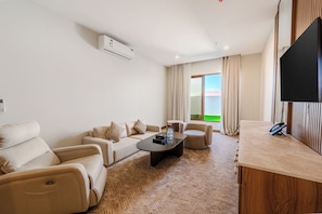 小型套房 | 起居区