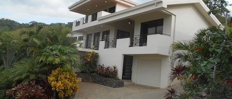 House, 2 Bedrooms, Private Pool | Garden