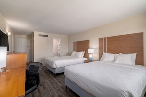 Free WiFi, bed sheets - Urban Downtown Basecamp Near Colorado Springs Bars & Restaurants (Colorado Springs)