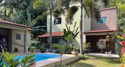A refuge in Guaratiba, nature, peace and rest. Private leisure and gourmet area.