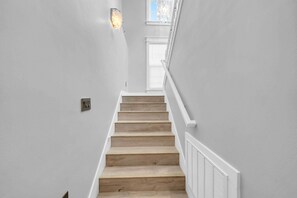 Interior - 🦩Book Me Baby! Sea Breeze Escape in Santa Rosa Beach🦩 (Santa Rosa Beach)