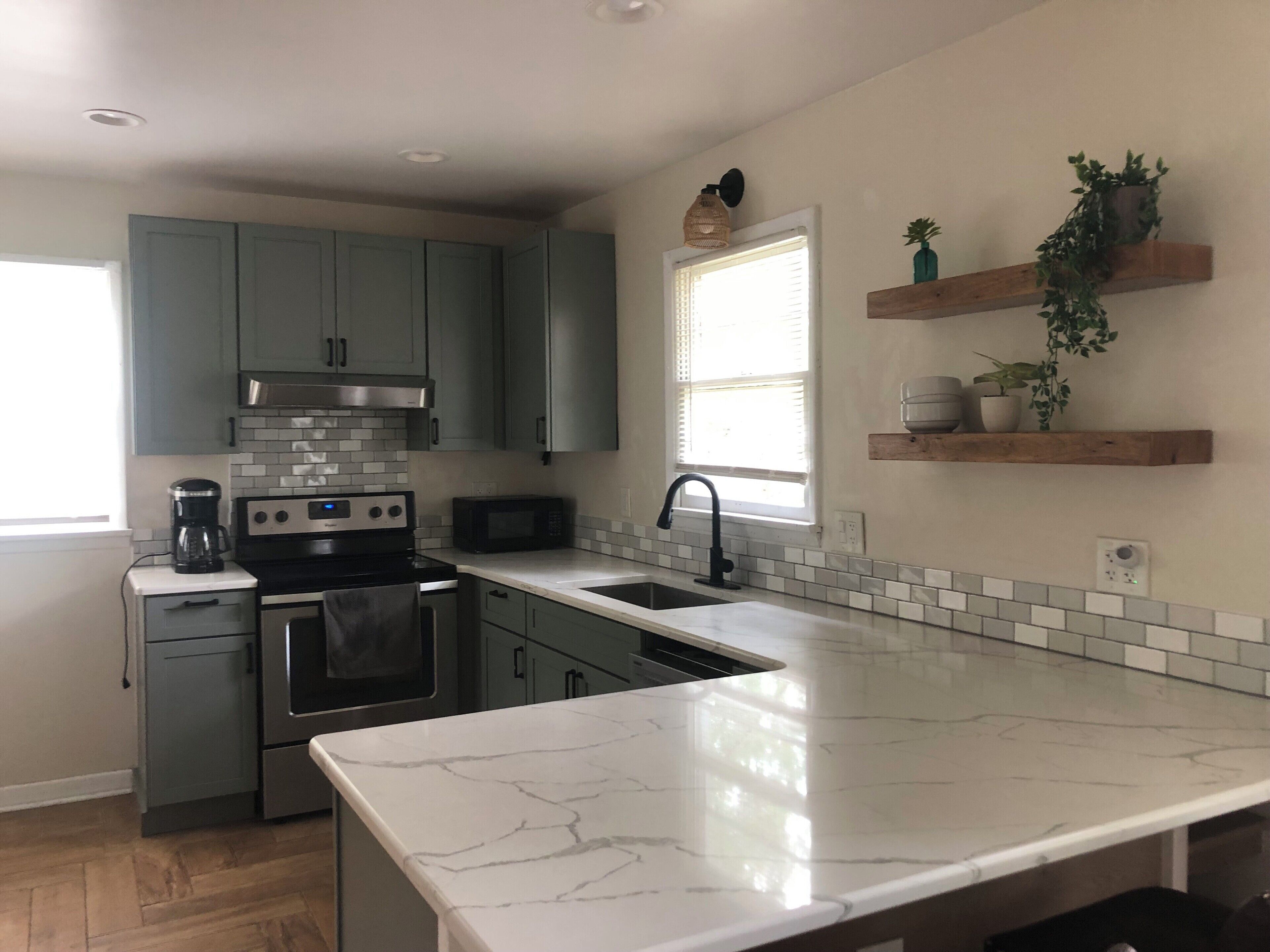 Microwave, oven, stovetop, dishwasher