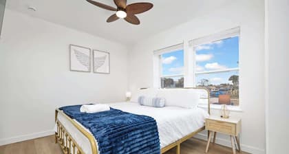 Coastal Oasis I Steps to the Ocean I 2 bedrooms