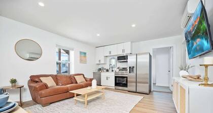 Coastal Oasis I Steps to the Ocean I 2 bedrooms