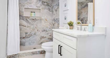 Coastal Oasis I Steps to the Ocean I 2 bedrooms
