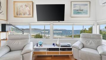 TV, stereo