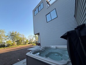 Outdoor spa tub -  The Blue Haven House- Roof top deck overlooking the water (Spring Lake)