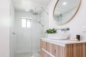 Hair dryer - Ocean Haze - Prime Beachfront Getaway! (Agnes Water)
